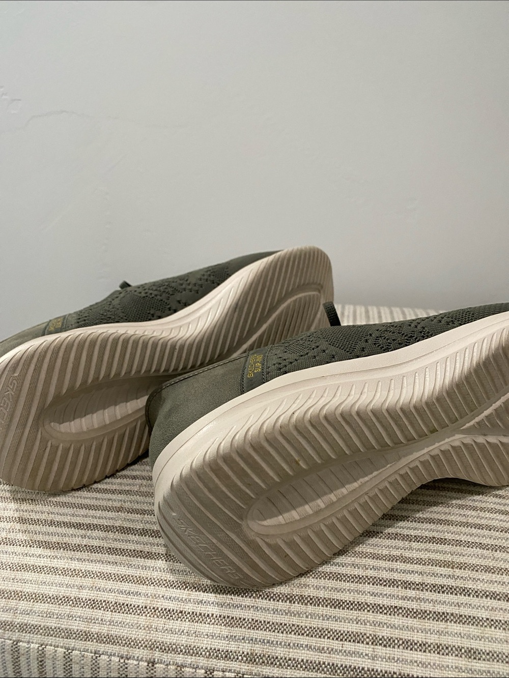 Martha Stewart Sketchers Slip-ins green - Picture 6 of 6